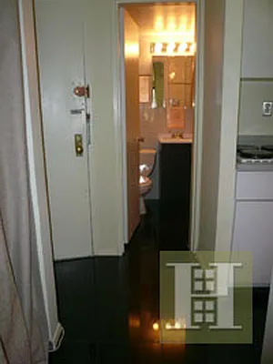 Rented by Halstead Real Estate | media 19