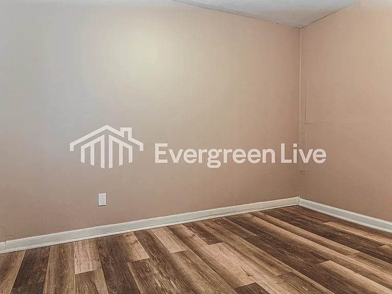 513 Forest Hills Dr — Photo 11