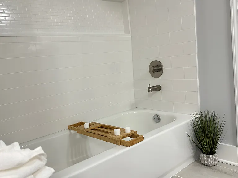 2393 Highpoint Rd — Photo 27