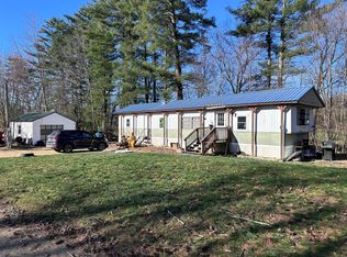 69 Hubbard Rd, Lebanon, ME 04027