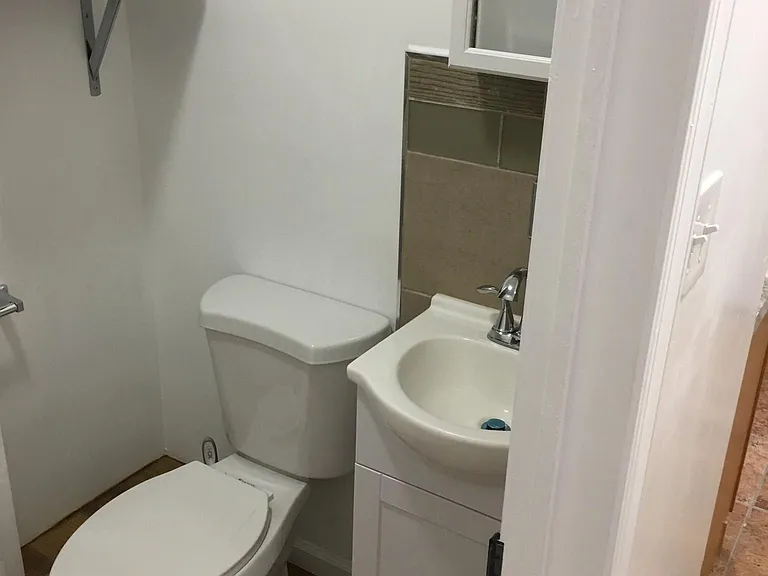 1535 Sellers St #2R — Photo 11