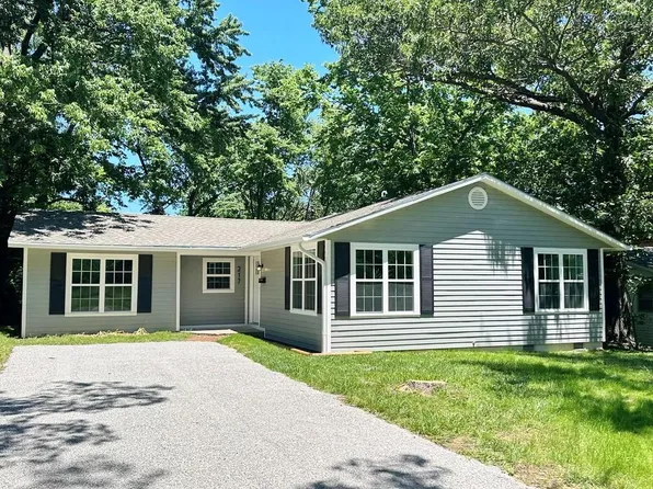 217 W Joe Davis St, El Dorado Springs, MO 64744