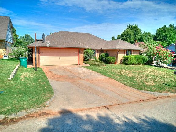 5th image of 11064 Folkstone Dr