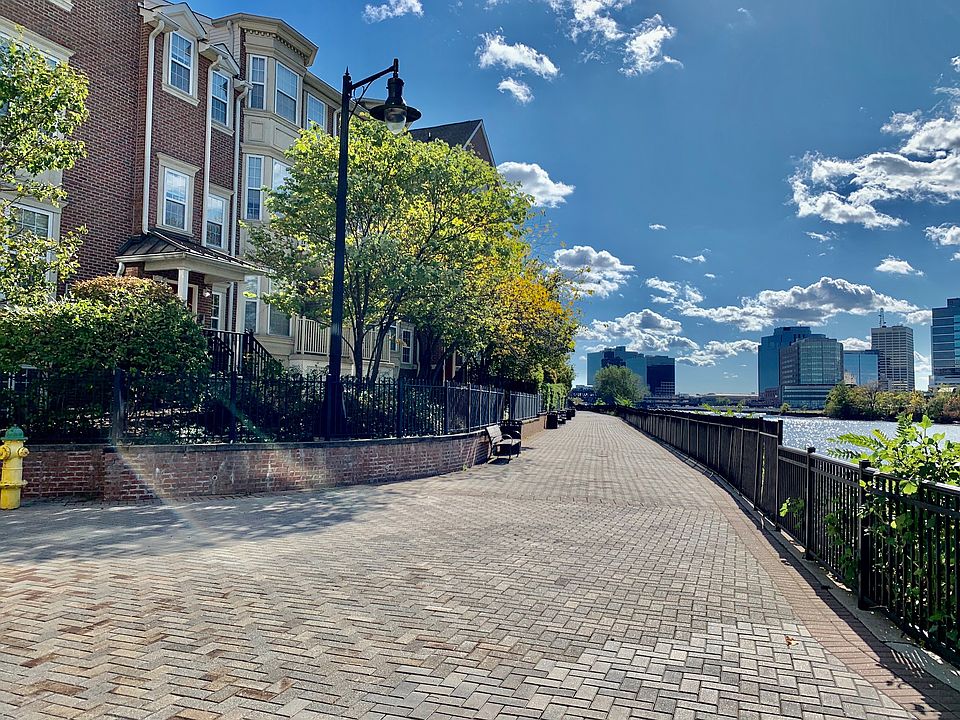 Riverfront facing unit