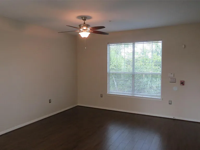 3242 Kilgore St — Photo 3