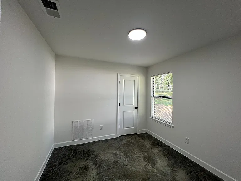 738 Hazelwood Rd — Photo 13