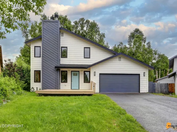 4000 Romanzof Cir, Anchorage, AK 99517