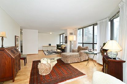 3rd image of 405 N Wabash Ave Unit 613
