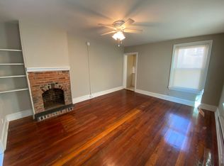 421 S 15th St APT 3R, Philadelphia, PA 19146