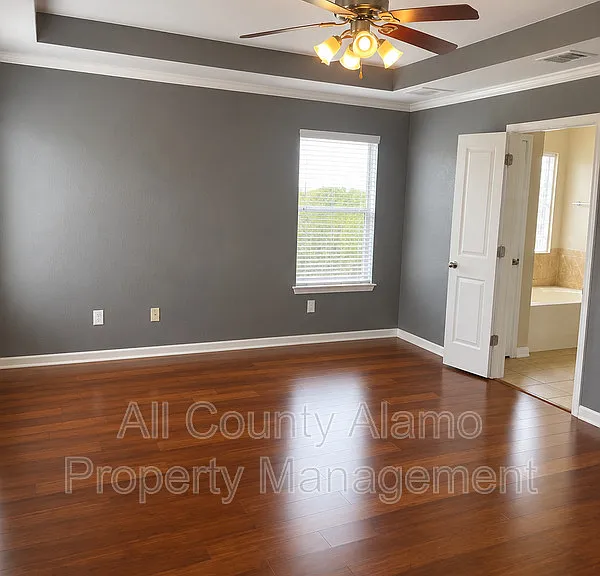 5565 Saffron Way — Photo 16