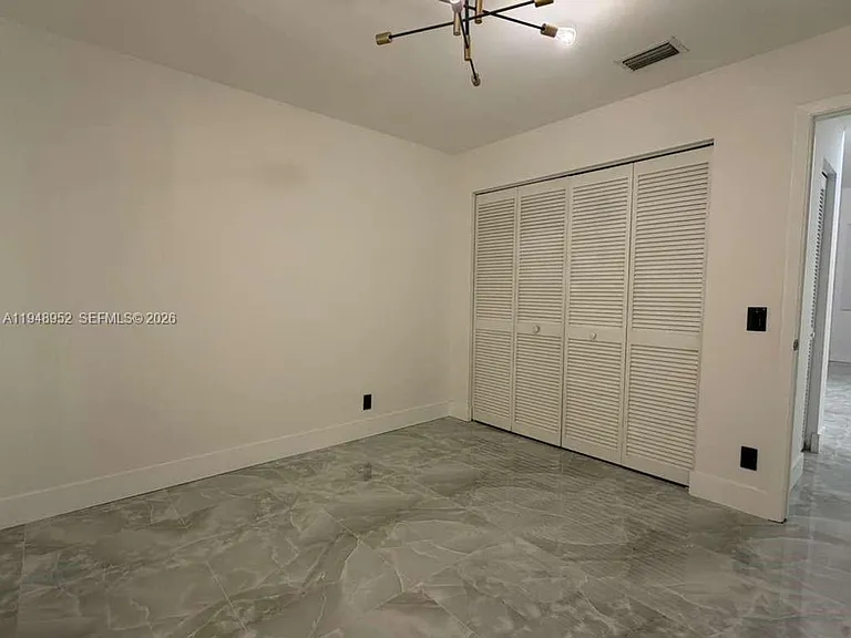 189 Cameron Dr — Photo 9