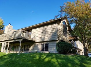 3933 Orchid Ln N, Plymouth, MN 55446