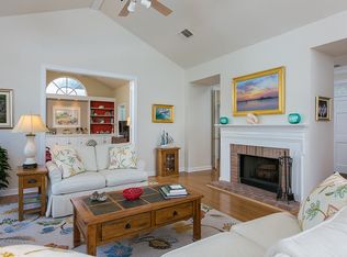 121 N Catalina Ct, Indian River Shores, FL 32963