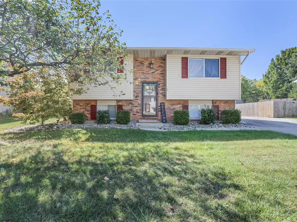 38 Georgetown Dr, Granite City, IL 62040