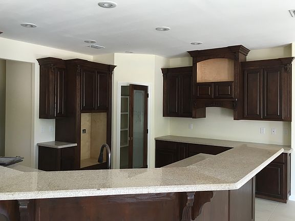 5th image of 1506 Maravilla Dr