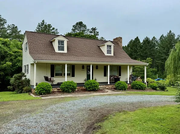 1202 Calvary Rd, Alton, VA 24520