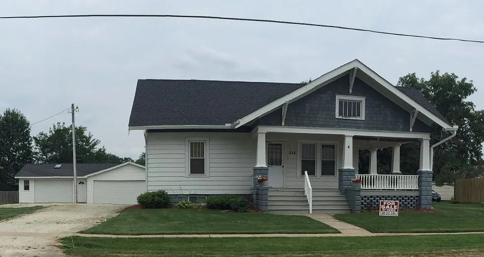 314 N Runkle St photo 1