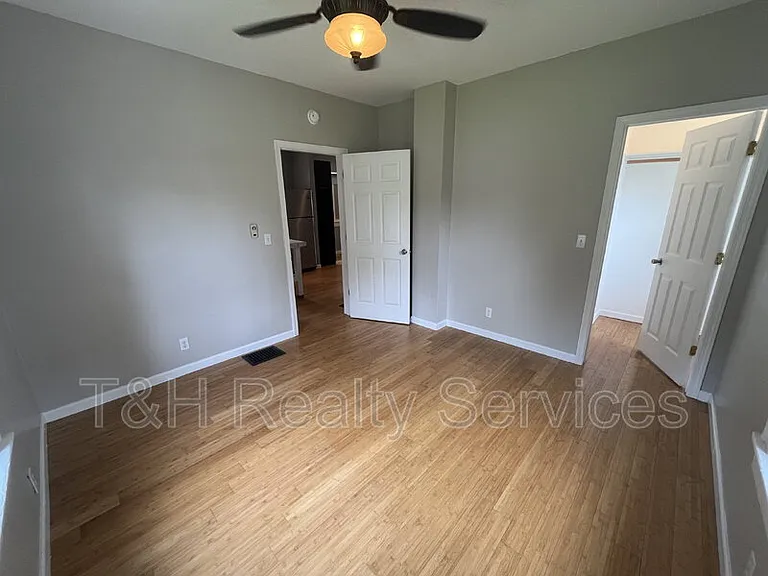 4831 Winthrop Ave — Photo 12