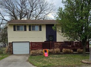 500 N Catalina St, Frontenac, KS 66763