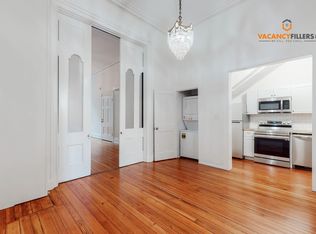 913 N Calvert St APT 1, Baltimore, MD 21202