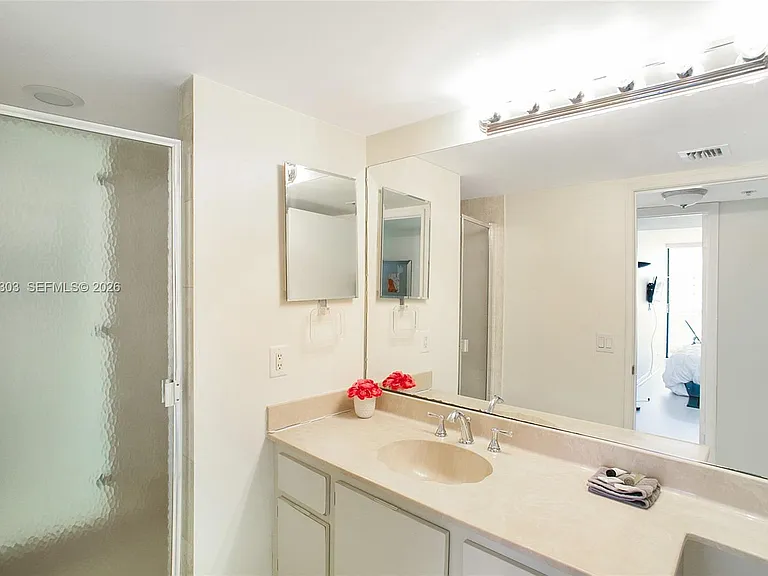 1717 N Bayshore Dr #A-3751 — Photo 9