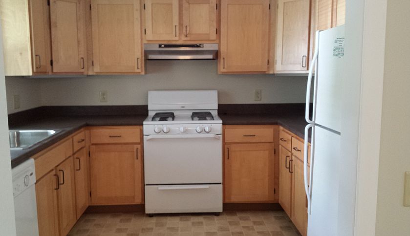 2nd image of 16 Park Pl