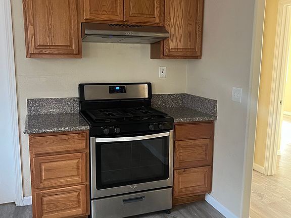 3rd image of 1427 E 18th St