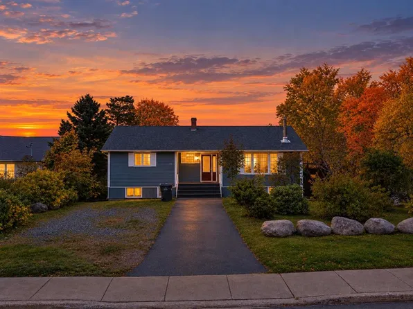 77 Cormack Drive, Clarenville, NL A5A1E1