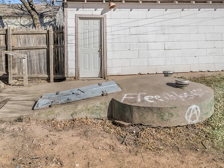 4209 S Polk St — Photo 14