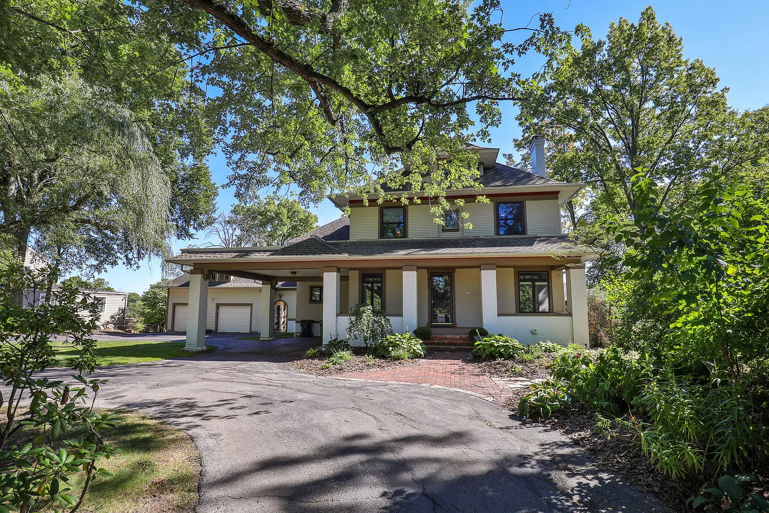 2822 River Rd photo 1