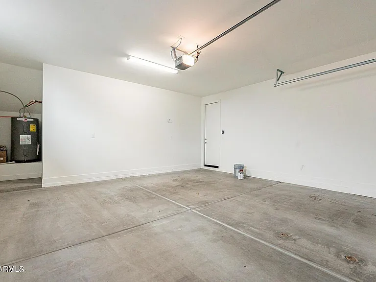 5516 S Dillon Cir — Photo 13