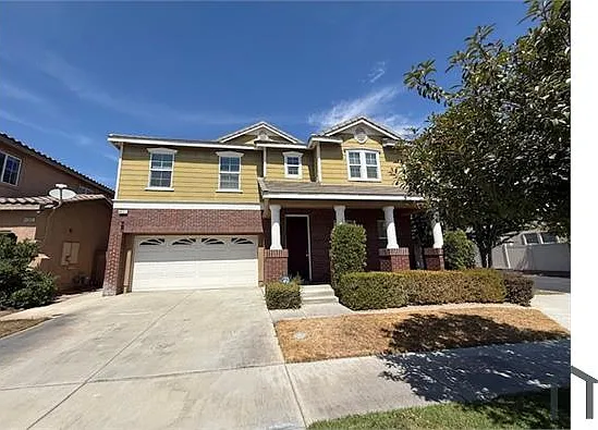 6 bed, 2504 sqft, $4,300 — Photo 3