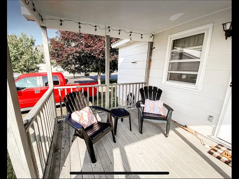 65 Main St — Photo 4