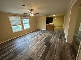 79 Crest Oak Dr, Starkville, MS 39759