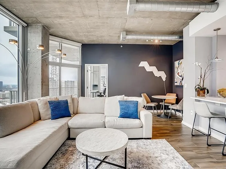 923 Peachtree St NE #1731 — Photo 3