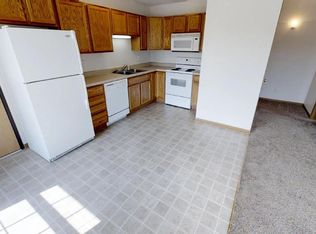 2822 Stange Rd UNIT 104, Ames, IA 50010