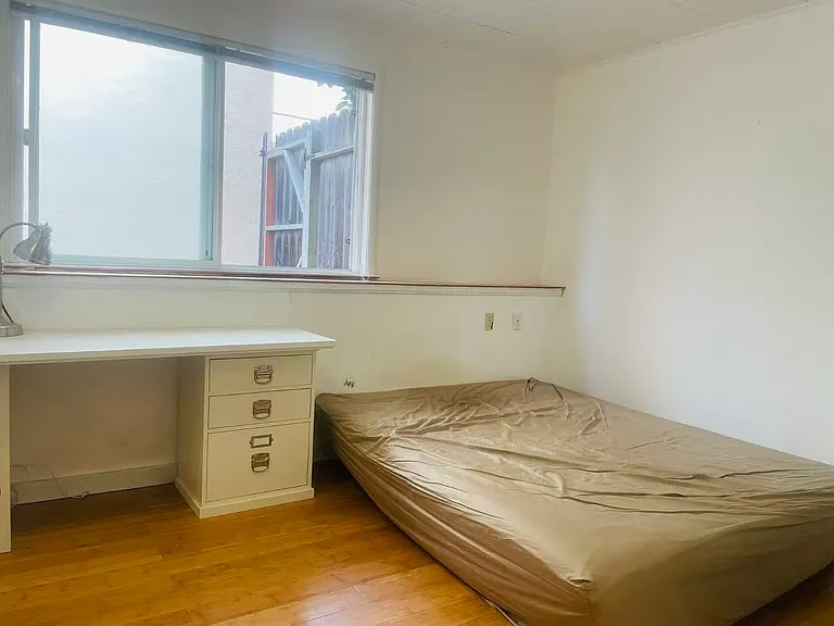 1761 Walnut St — Photo 7