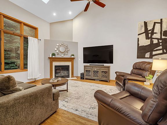 5th image of 10466 San Luis Ln
