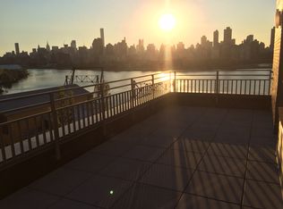 1111 30th Dr APT 2F, Astoria, NY 11102