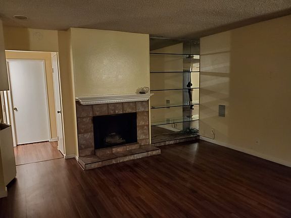 4th image of 958 Picador Blvd