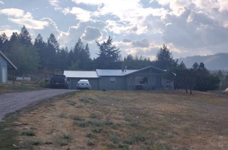 1st image of 45040 Twin Pines Dr