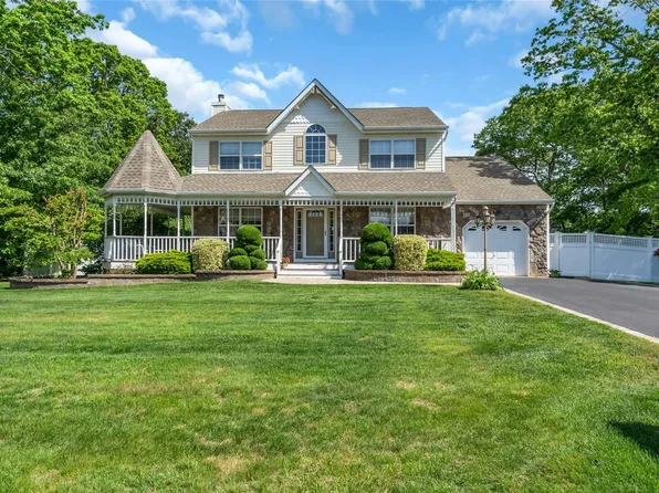 3 Oliver Street, Port Jefferson Station, NY 11776