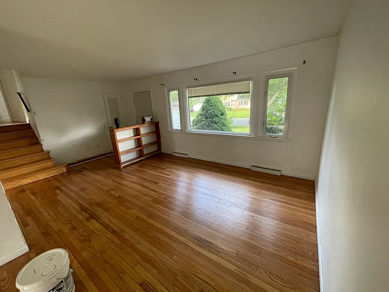312 Apple Rd — Photo 3