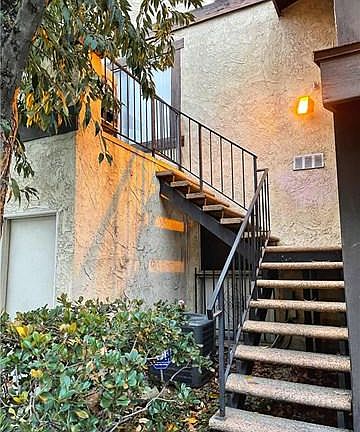 2nd image of 9800 Vesper Ave Unit 12