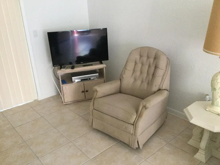 1677 Fry Ct — Photo 1