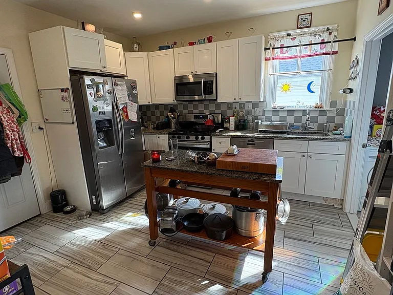 211 Elm St #2 — Photo 1