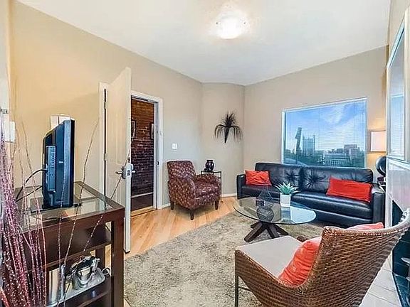 4th image of 203 Grandview Ave