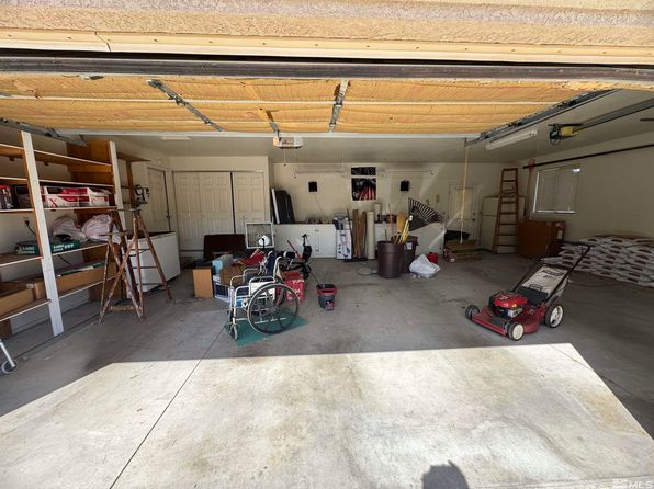 5375 Vinewood Cir, Fallon, NV 89406