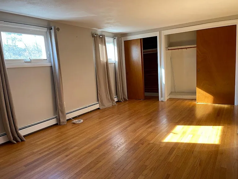 29 N Main St #A — Photo 10