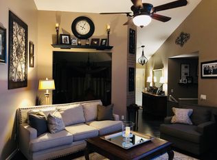381 Bears Den Dr, Wentzville, MO 63385